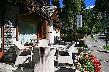 Les Jumeaux Hotel 4*