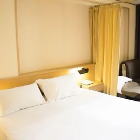 Les Jumeaux Hotel 3*