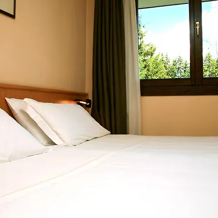 Les Jumeaux Hotel 3*