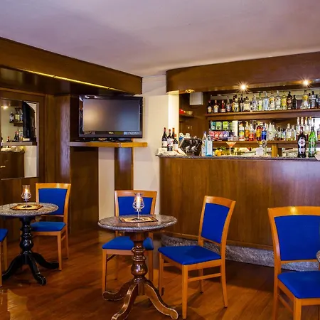 Les Jumeaux Hotel Courmayeur