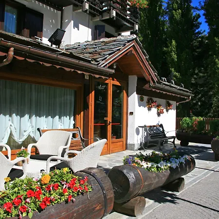 Hotel Les Jumeaux Courmayeur
