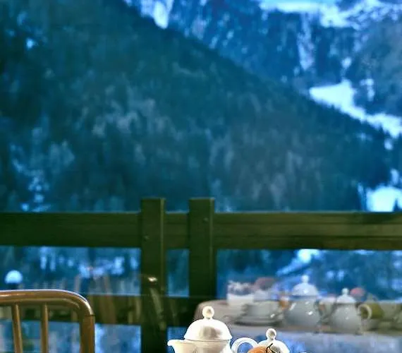 Otel Les Jumeaux Courmayeur