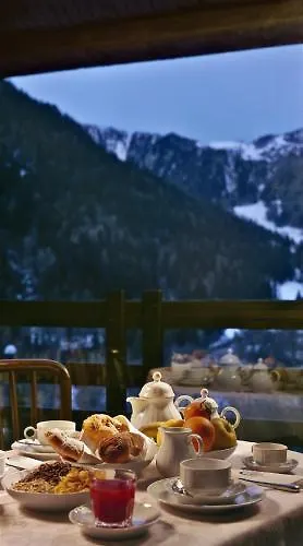 Les Jumeaux Szálloda